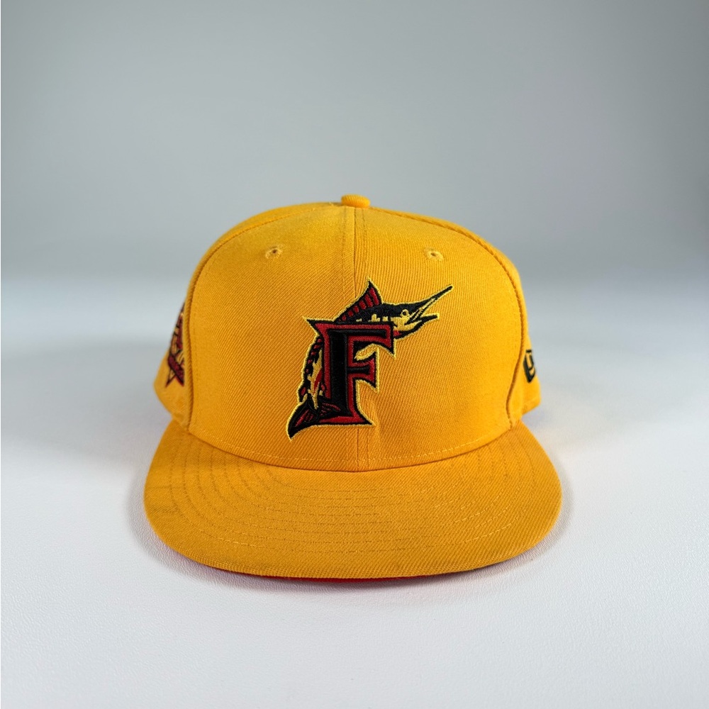 New Era 59Fifty Florida Marlins Fitted Hat Size 7 - 3/8 Gold 10th Side Patch